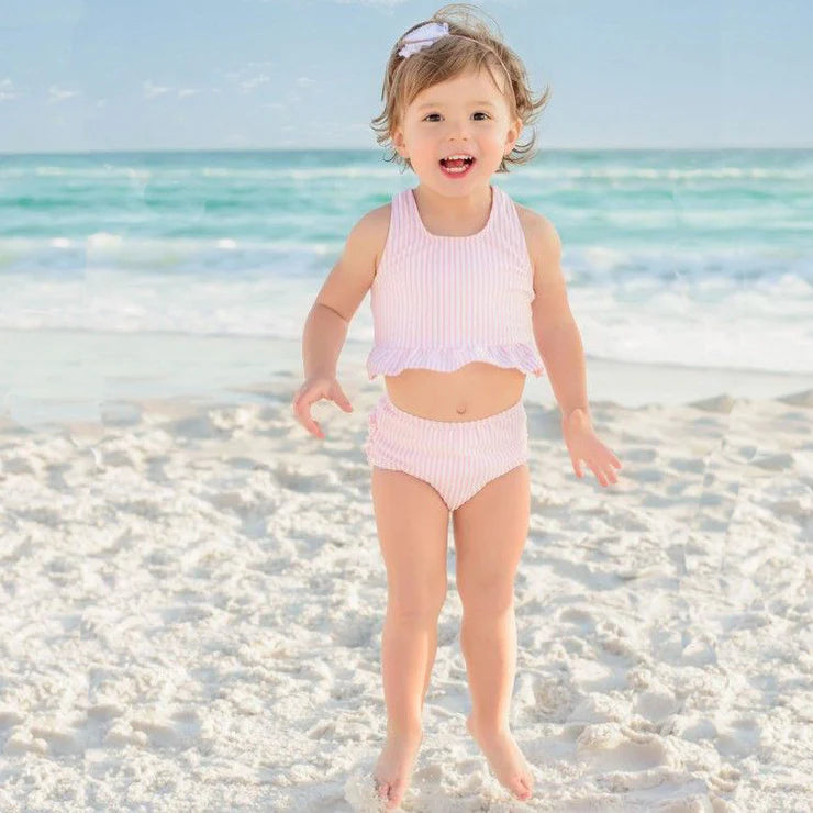 What Should You Keep In Mind Before Buying Kids’ Swimming Wear?