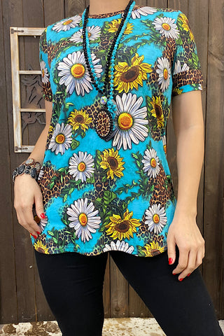 BQ12450 Daisy sunflower & leopard turquoise short sleeve top