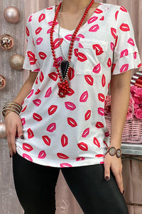 GJQ10850-3 White short sleeve top w/kiss prints