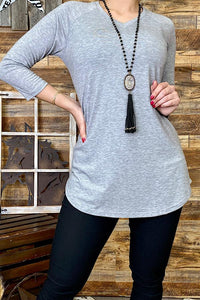 GJQ6110-3 Solid grey v-neck 3/4 sleeve top