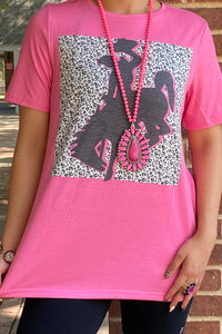 XCH14127 PINK TOP W/ BRONC RIDER GRAPHIC