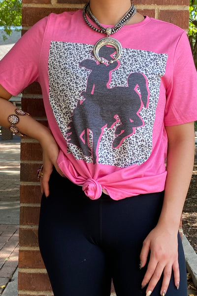 XCH14127 PINK TOP W/ BRONC RIDER GRAPHIC